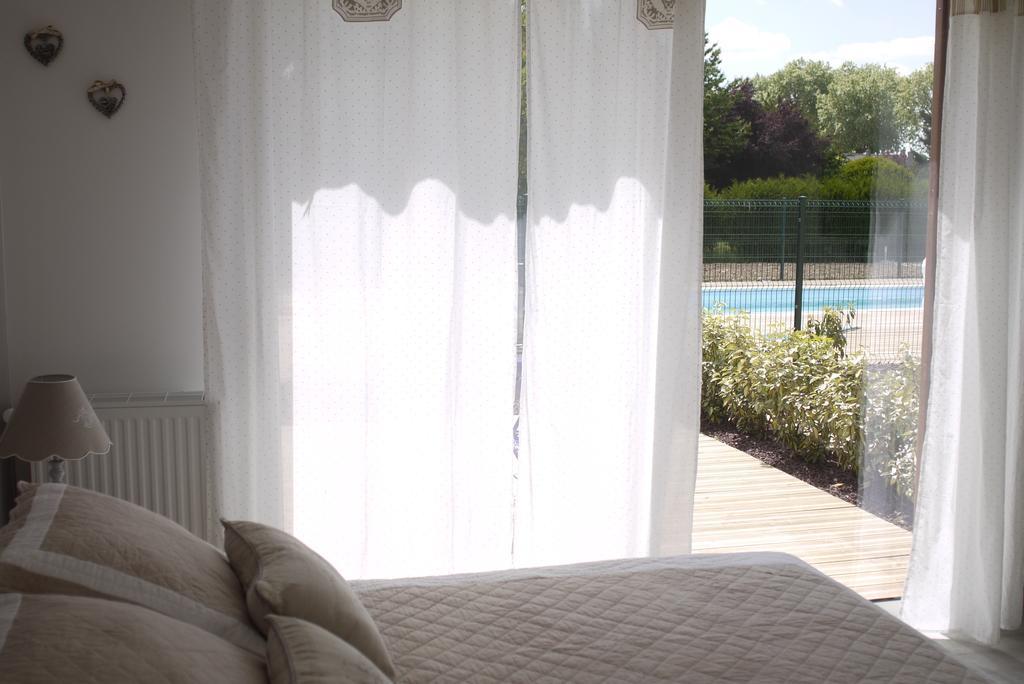 Les Abris Du Chateau Mer Habitación foto